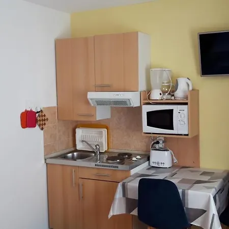 Anić * Novigrad (Istria)