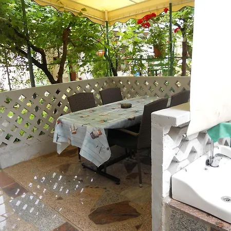 Anić * Novigrad (Istria)